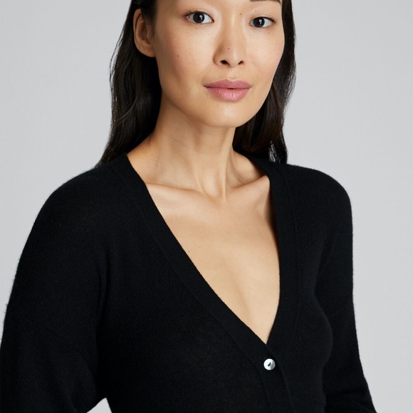 New! Club Monaco 100% Cashmere Cardigan, in Black, size Large - Picture 6 of 9